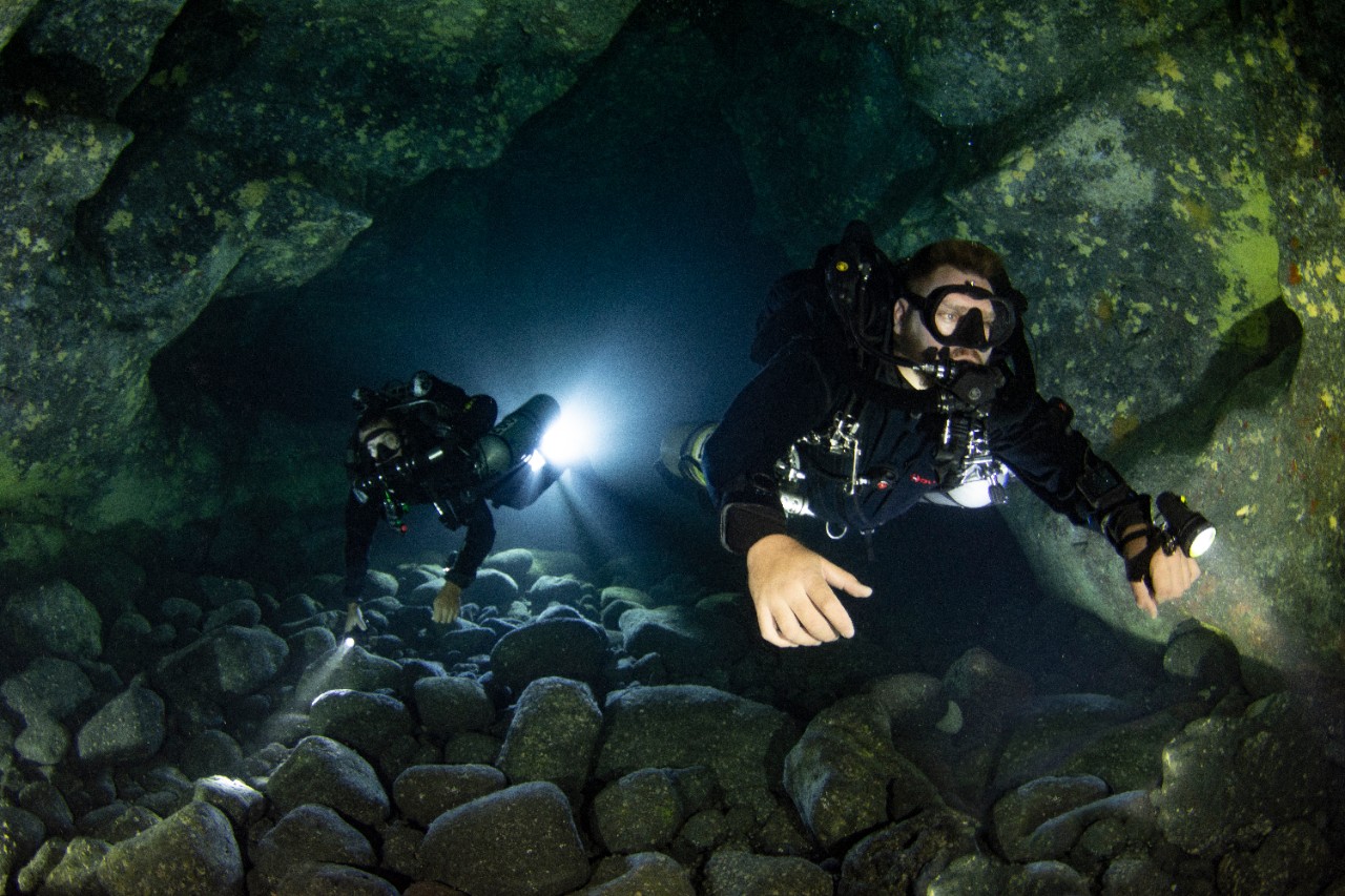 Diving with Garmin Subwave technology